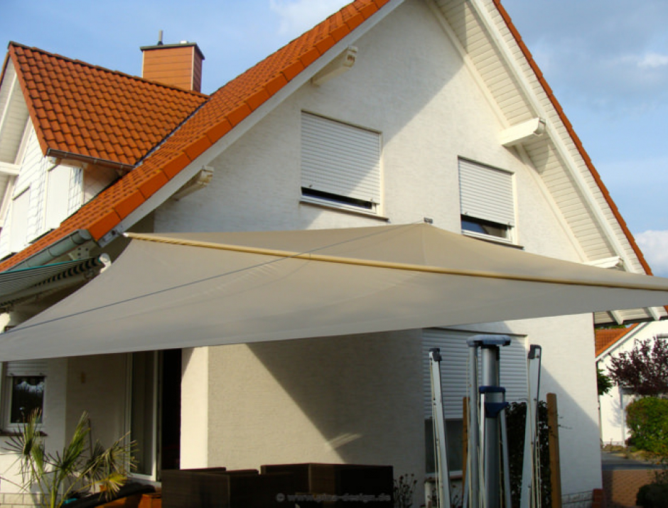 Baunatal  Sonnensegel auf Terrasse