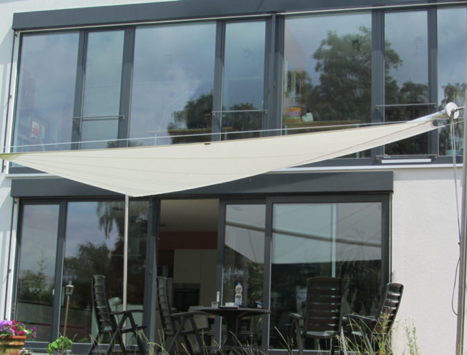 Langenfeld – Sonnensegel auf Terrasse