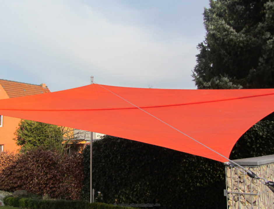 Steinfurt - Sonnensegel über Gartenterrasse
