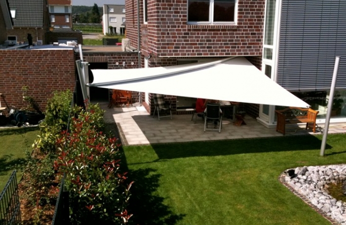 Raum Düsseldorf Sonnensegel Terrasse